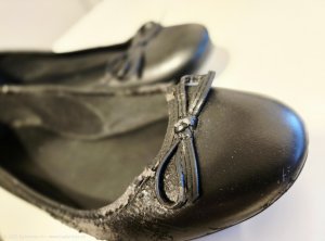 Le secret des ballerines qui durent : l’art d’entretenir le simili-cuir